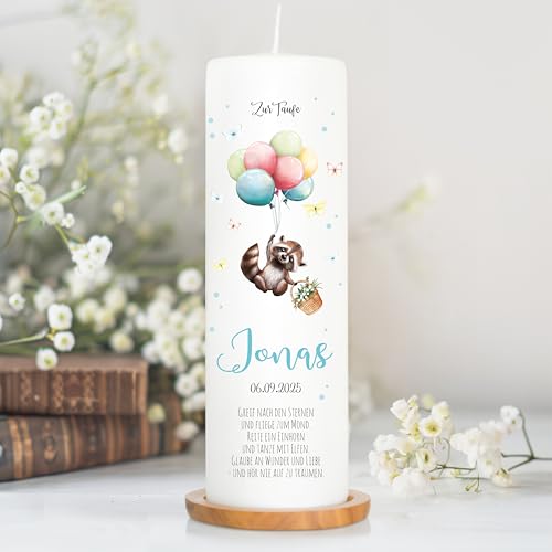 Wandtattoo Loft Taufkerze Junge oder Mädchen Motiv Waschbär mit Luftballon, 25cm x 8cm, personalisierte Kerze, bedruckte Kerze zur Taufe, Stumpenkerze, individuelles Taufgeschenk Wandtattoo Loft Taufkerze Junge oder Mädchen Motiv Waschbär mit Luftballon, 25cm x 8cm, personalisierte Kerze, bedruckte Kerze zur Taufe, Stumpenkerze, individuelles Taufgeschenk von Wandtattoo Loft