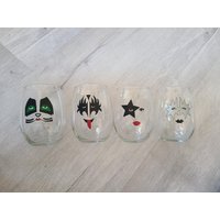 Kiss Set Mit 4 Weingläsern Oder Pintgläsern Gene Simmons/Paul Stanley Peter Criss Ace Frehley von WarmBoxedWine