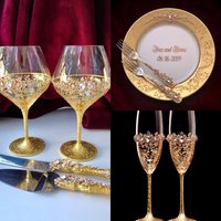 Zwei Sektflöten Tortenheber Und Messerplatte Zwei Gabeln Für Die Hochzeitstorte Mit Gravur Hochzeitstag Geschenk Bräutigam Gläser Zwei Sektflöten Tortenheber Und Messerplatte Zwei Gabeln Für Die Hochzeitstorte Mit Gravur Hochzeitstag Geschenk Bräutigam Gläser von WarmhomeGifts