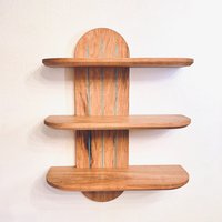 Draper Shelf Türkis Inlay - Mid Century Modern Wandmontiertes Floating Regal Mit 3 Regalen & Kirschholz von WarwoodMade