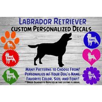 Labrador Retriever Personalisiert Hund Silhouette Vinyl Aufkleber - Fenster Auto Sticker Yeti Tumbler, Phone Custom Dog Name von WaterfallGlenDesigns