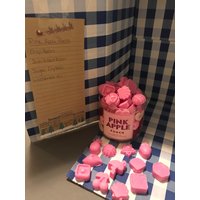 Bade - Und Körperwerke Pink Apple Punch Wax Melts von WaxByAsh