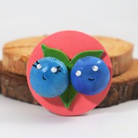 Blaubeermagnet, Obstmagnet, Handgefertigter Polymer Clay Magnet, Obstliebhaber Geschenk Dekor, Einzigartiges Lehrer Geschenk, Niedliche von WayOutsideStudios