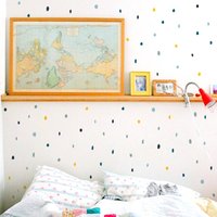 Unregelmäßige Polka Dot Wandaufkleber | Dalmatiner Punkt Wandtattoo Neutrale Farben Für Kinderzimmer, Spielzimmer Pvc-Frei, Kein Geruch von WeAreBirdieBirdie