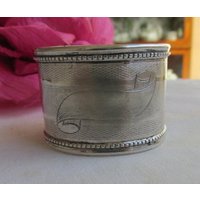 Vintage Sterling Silber Serviettenring Gemusterter Band Serviettenring von WeDigSilver
