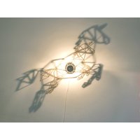 Wandlampe, Einhorn, Schattenbild, Holzlampe, Wandleuchte, Modernes Licht, Kinderzimmerlampe von WeareclosedStudio