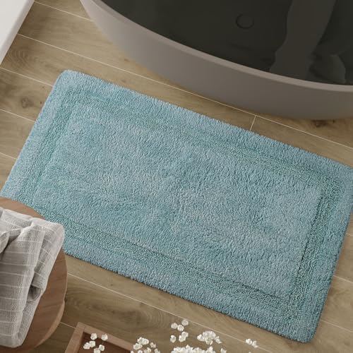 Wecon Home Basics Badteppich Knut – Weicher, getufteter Baumwollteppich mit Bordüre – Rutschhemmend & waschbar (70 x 120 cm, Rauch blau) von Wecon Home