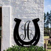 Hufeisen Monogramm ~ Pferd Reiten Dekoration Landhaus Scheune Pferdeliebhaber Metall Zeichen Personalisiert von WeddingFavorsandDeco