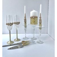 Gold Hochzeit Set Von 10 Gold Einheit Kerze Weiße Halter Gläser Kuchen Server Messer Goldene Hochzeitsgläser von WeddingTableStudio