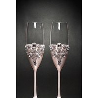 Personalisierte Hochzeitsgläser Weiße Champagner Flöten Weiße Mit Silbernem Dekor Braut Bräutigam Gläser Jahrestag von WeddingTableStudio
