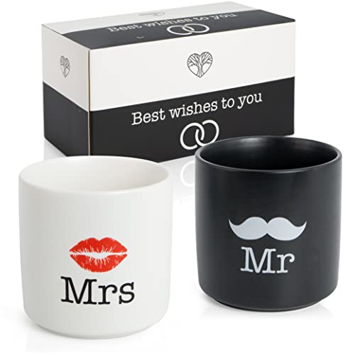 WeddingTree Mr und Mrs Tassen 2er Set - Partnertassen - Tasse Mr und Mrs für Paare zur Hochzeit Verlobung Hochzeitstag - Hochzeitsgeschenk Modern - Mr und Mrs Geschenke von WeddingTree