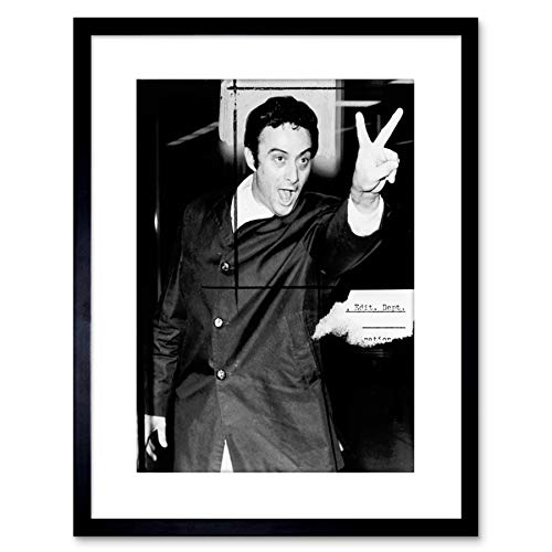 9x7 '' VINTAGE PHOTO LENNY BRUCE VICTORY SIGN COMEDY FRAMED ART PRINT F97X1735 von Wee Blue Coo