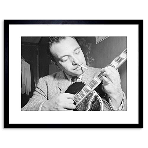 Wee Blue Coo Music Vintage Photo Legend Guitar Player Django Reinhardt Framed Wall Art Print von Wee Blue Coo