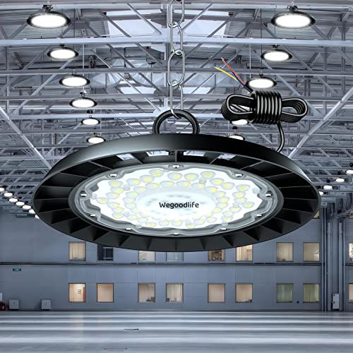 Wegoodlife 200W LED UFO Hallenbeleuchtung, 20000LM LED Hallenstrahler, IP65 Wasserdicht Industriestrahler, 6500K Kaltweiß Werkstattbeleuchtung, Werkstattleuchte für Warenhaus Industrie Fabrikhallen von Wegoodlife