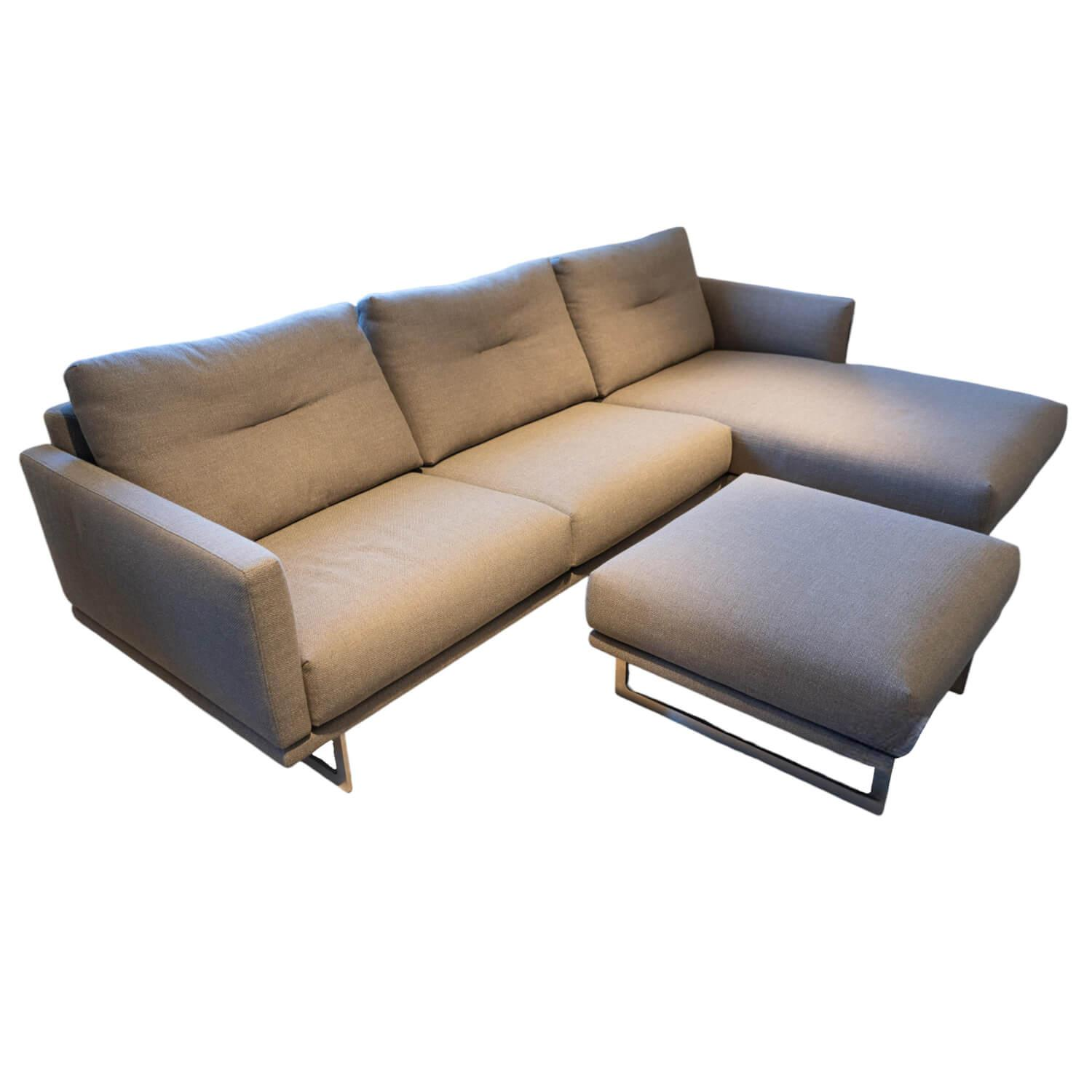 Eckgarnitur Mit Hocker Mellow 1630 Bezug Stoff Danio U3333D Grau Flachstahlfuß C... Eckgarnitur Mit Hocker Mellow 1630 Bezug Stoff Danio U3333D Grau Flachstahlfuß C... von Weibelweibel