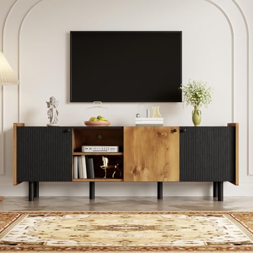 Weigulo Schwarzer und Holzfarbener TV-Schrank – Moderner Stil mit DREI Türen und Zwei Offenen Fächern Weigulo Schwarzer und Holzfarbener TV-Schrank – Moderner Stil mit DREI Türen und Zwei Offenen Fächern von Weigulo