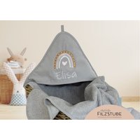 Kapuzenhandtuch Babygeschenk Mit Regenbogen Namen Badetuch Baby Handtuch Babybadetuch Personalisiert Bestickt Mädchen Junge Kapuzenhandtuch Babygeschenk Mit Regenbogen Namen Badetuch Baby Handtuch Babybadetuch Personalisiert Bestickt Mädchen Junge von WeinbergerDesign