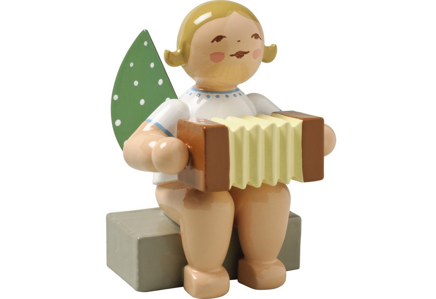 Wendt & Kühn Weihnachtsfigur Engel mit Harmonika Sitzend 650/8A, Haarfarbe zufällig blond oder braunhaarig von Wendt & Kühn