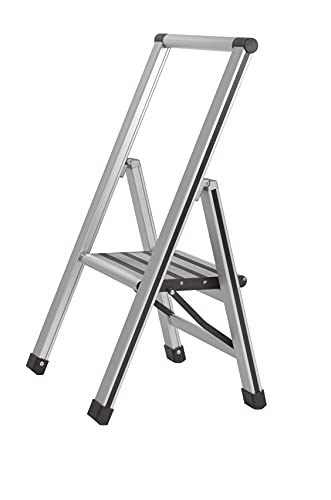 WENKO Leichte Aluminium Trittleiter mit 1 Stufe für 25 cm höheren Stand, rutschsichere XXL-Stufen, Design Klapptrittleiter, TÜV Süd zertifiziert, 44 x 74 x 5,5 cm, Silber matt von WENKO