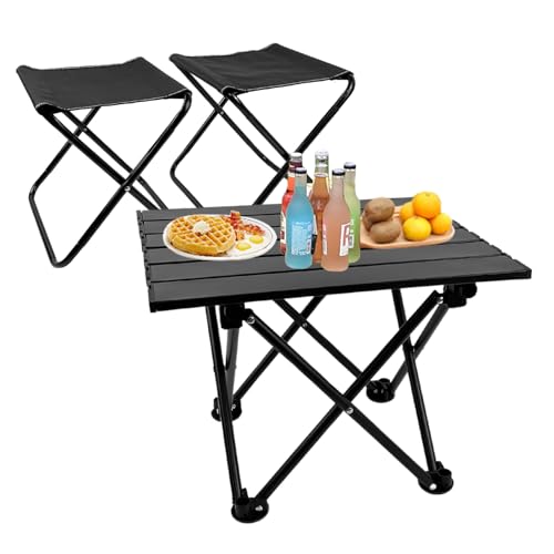 Klappbarer Campingtisch mit Stühlen Leichter Picknicktisch und 2 Stühle für Strand Wandern Reisen Angeln BBQ Robuster Tisch und Stühle im Freien Set mit Aufbewahrungstaschen Klappbarer Campingtisch mit Stühlen Leichter Picknicktisch und 2 Stühle für Strand Wandern Reisen Angeln BBQ Robuster Tisch und Stühle im Freien Set mit Aufbewahrungstaschen von Wensdr