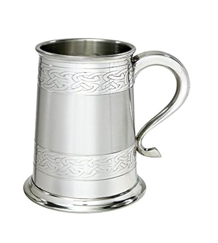 Wentworth Pewter – 1 Pint-Zinnkrug mit eingeprägten keltischen Spiralen für Geburtstags-, Vatertags- oder Hochzeitsgeschenk von Wentworth Pewter