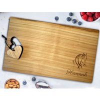 Frühstücksbrett Herz | Pferd Mit Name Graviert Geschenk Mädchen Kinder Frauen Schneidebrett Gravur Pony Holzbrett Personalisiert Geburtstag Frühstücksbrett Herz | Pferd Mit Name Graviert Geschenk Mädchen Kinder Frauen Schneidebrett Gravur Pony Holzbrett Personalisiert Geburtstag von WerbetreffGera
