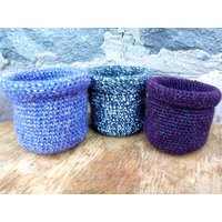 3 Utensilos Set Gehäkelt Crochet Baskets Korb Körbchen Geschenk Lila Grau von WerkstattAmApfelbaum
