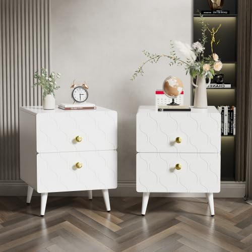 2er-Set Moderner Nachttisch, Vergoldete Griffe, Wellenmuster, mit 2 Schubladen, Lackiert, Ecken mit Stoßfestem Design, 39,5 B*40 T*50 H cm, Weiß 2er-Set Moderner Nachttisch, Vergoldete Griffe, Wellenmuster, mit 2 Schubladen, Lackiert, Ecken mit Stoßfestem Design, 39,5 B*40 T*50 H cm, Weiß von Weskjer