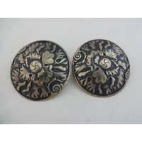 Neues Paar Jeremia Watt 1 3/4 "Pfingstrosen Blume Antiqued Weiß Bronze Conchos Loop Back Pferdekopf Western Hardware Buckaroo von WestCoastTack