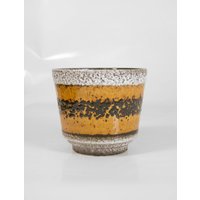 Dümler & Breiden Honiggelber Tropfender Fat Lava Keramik Übertopf Mid Century Modern Texturiert Blumentopf Weiß von WestEstStudio