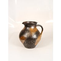 Vintage Irisierende Karamell Braun Gold Fat Lava Keramik Krug Vase Retro Mid Century Modern Gefäß Painterly Splatter Art Jug von WestEstStudio