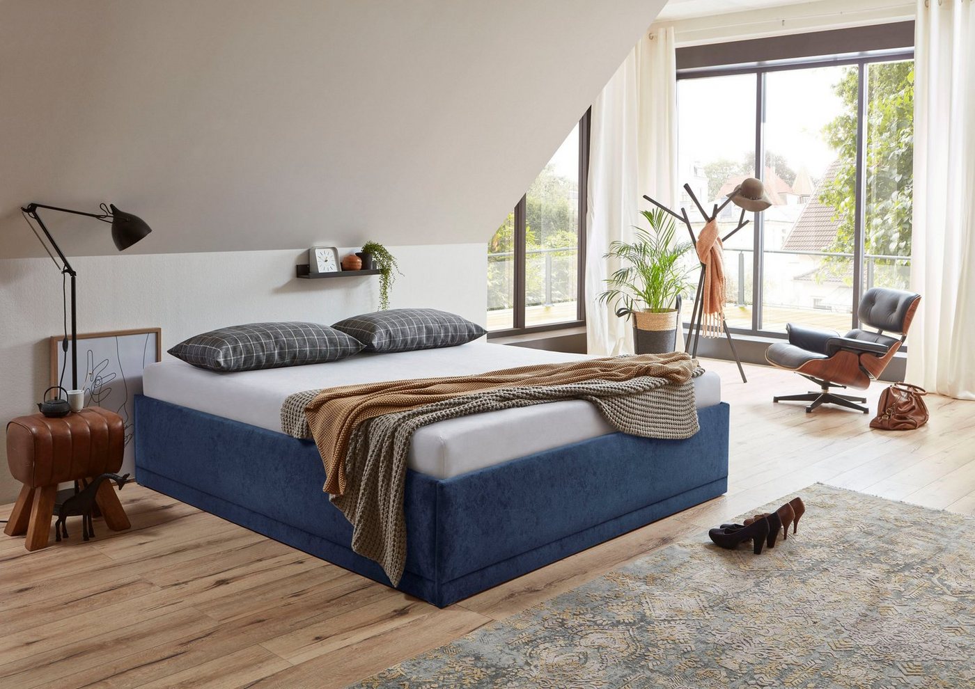 Westfalia Schlafkomfort Polsterbett Texel, Komforthöhe mit Zierkissen, Bettkasten bei Ausführung mit Matratze Westfalia Schlafkomfort Polsterbett Texel, Komforthöhe mit Zierkissen, Bettkasten bei Ausführung mit Matratze von Westfalia Schlafkomfort