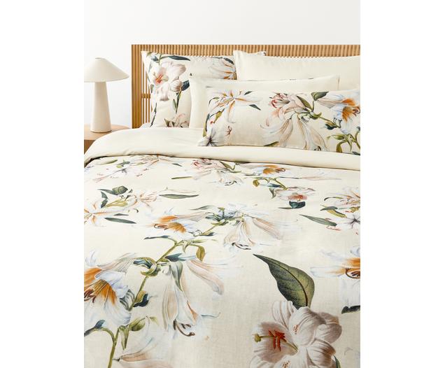 Baumwollsatin-Bettdeckenbezug Flori mit Blumen-Print von Westwing Collection