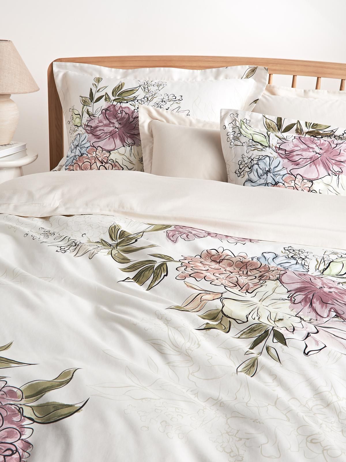 Baumwollsatin-Bettdeckenbezug Margot mit Blumen-Print von Westwing Collection