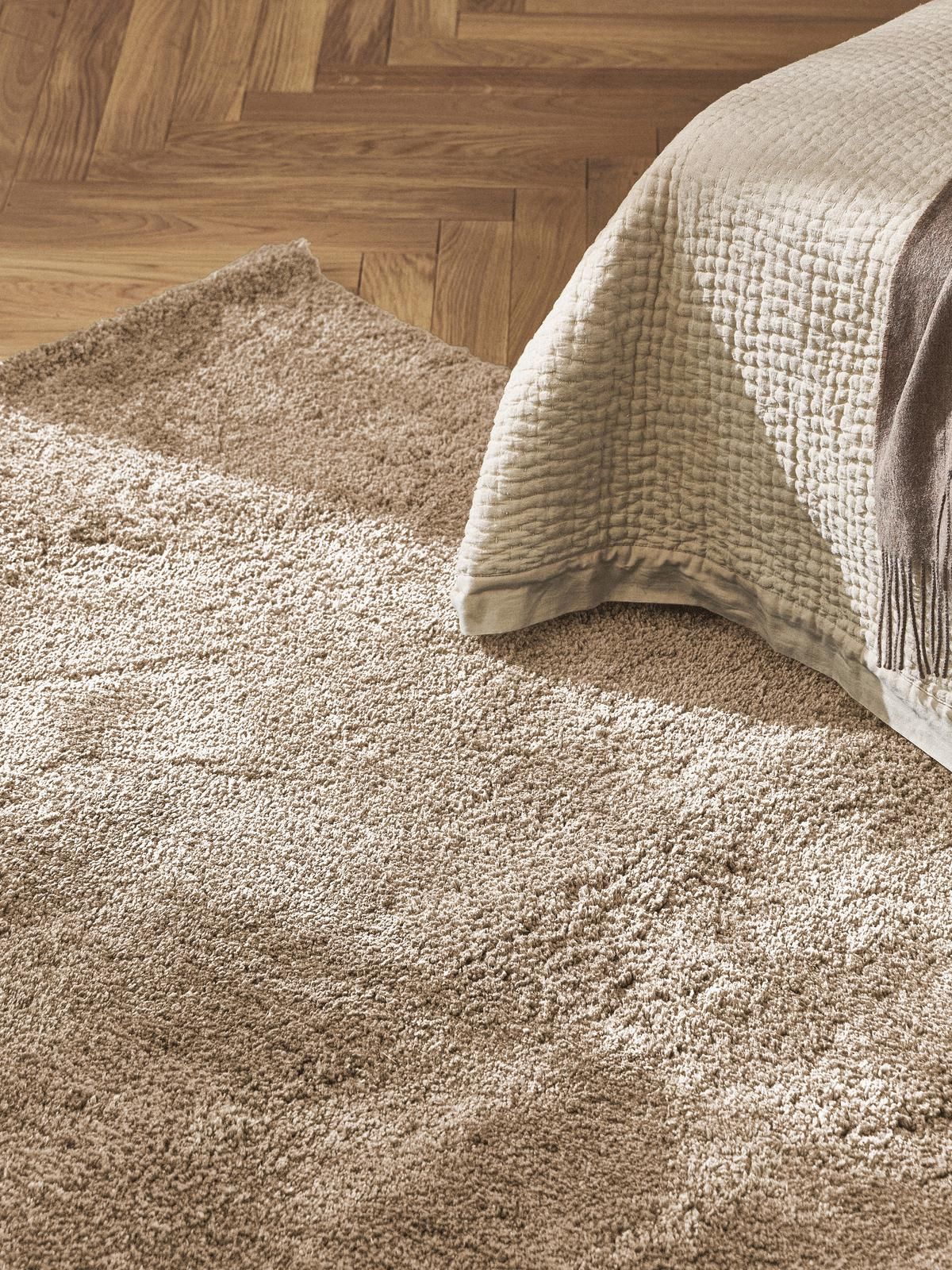 Flauschiger Hochflor-Teppich Leighton von Westwing Collection