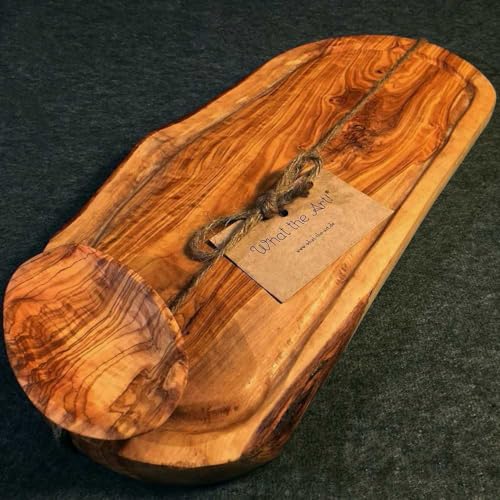 What the Art!® Olive Wood «Rustic» Gr. L | Olivenholz Schneidebrett + Dip-Schälchen | Handarbeit | ca. 36-39 x 17-23 x 2 cm | Käsebrett - Hackbrett - Tranchierbrett - Servierbrett von What the Art!