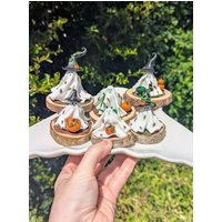Handgefertigte Polymer Clay Geist Ornament Herbst Dekor Handgefertigte Polymer Clay Geist Ornament Herbst Dekor von WhatMammyMade
