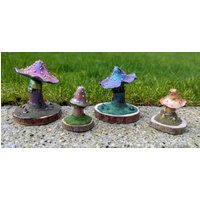 Handgemachte Pilz Figur Aus Polymer Clay Kristall Feenkern Dekor Handgemachte Pilz Figur Aus Polymer Clay Kristall Feenkern Dekor von WhatMammyMade