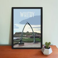 Whiby Travel Poster - Retro Vintage-stil Uk Kunstdruck, Kunstwerk, Haushaltsware, Whiby, Yorkshire Mit Dem Whalebone Arch von WheresClare