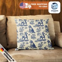 Whisperprint® French Toile Dark Blue Creme American Pit Bull Terrier Dog Style Print - Cottagecore Spun Polyester Square Pillowcase /Cover von WhisperPrintStore