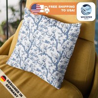 Whisperprint® French Toile Style Blue West Highland White Terrier Dog On Branches Print - Spun Polyester Square Pillowcase/Cover von WhisperPrintStore