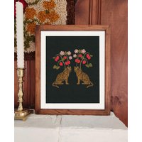 Tiger Und Erdbeere Kunstdruck Mid-Century Modern Wildlife Poster von WhistlinDingoDesign