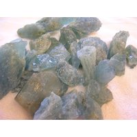 Aquamarin Kristall Gemischte Qualität Größere Stücke 1-3 Zoll Sambia Afrika 200 Gramm Lose von WhiteRinoGems
