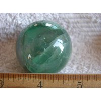 Fluorit Kugel 2, 5cm Blau/Grün Mit Acryl Ringständer Dh07 von WhiteRinoGems