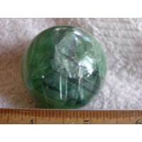 Fluorit Kugel 2, 5cm Blau/Grün Mit Acryl Ringständer Dh11 von WhiteRinoGems