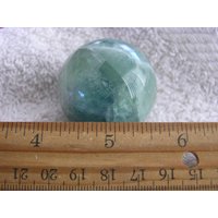 Fluorit Kugel 2, 5cm Blau/Grün Mit Ringständer Dh02 Aus Acryl von WhiteRinoGems