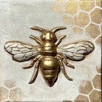 Biene, Bienenrelief, Wandfliese Honigbiene, Wandrelief, Bienenbild, Bee, Skulptur, Gipsrelief von WhiteVioletgarden