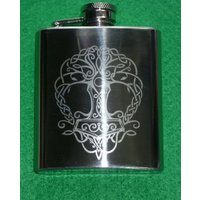 Mjölnir Flachmann, Baum Des Lebens Thors Hammer Weltenbaum Gravur Wikinger Keltisch Yggdrasil von WhiteWizardPurpleElf