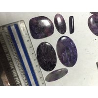 6 Stück Große Charoit Cabochons von WholesaleRocksDotBIZ