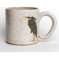 Handgefertigte Weiße Keramiktasse Mit Einem Blauen Reiher von WhtSquirrelClayworks